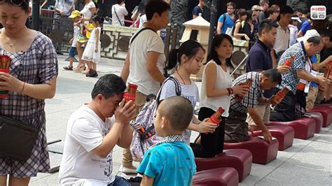 香港 迷信|生活压力大，香港年轻人在迷信中寻找安慰